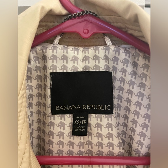 New Banana Republic Trench Coat - Picture 3 of 4